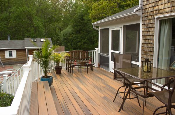 Decking Service in Southfield