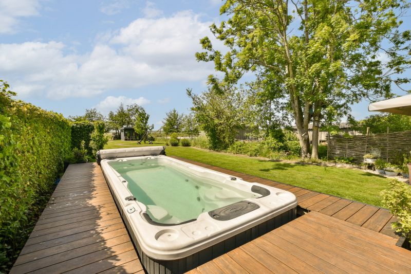 Outdoor Living Specialists